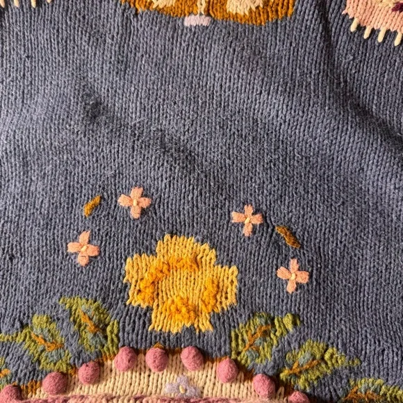 Vintage Bronte Knitted by Hand Cottagecore Granny Floral Sweater Size Large - Picture 12 of 16
